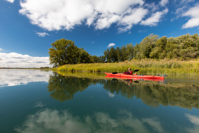 Kayak de mer sur le fleuve,  proximit des les-de-Boucherville (Groupe CNW/Ville de Boucherville)