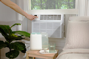 If Your Air Conditioning Is On, Your Canopy Humidifier Should Be, Too