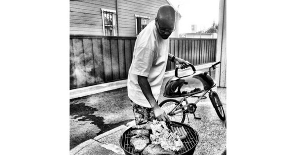 Warren G, the Hip Hop Pitmaster Celebrates Father's Day with Sniffin ...