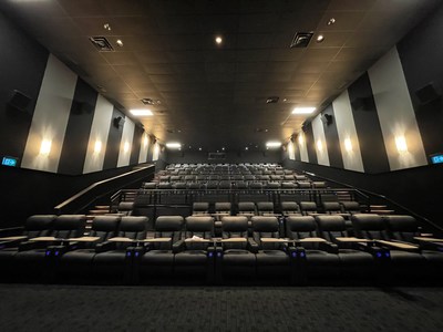 Le cinma Cineplex Forum et VIP ouvre ses portes demain au centre-ville de Montral (Groupe CNW/Cineplex)