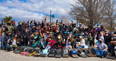 GRASSROOTS ORGANIZATION DELIVERS MEALS TO THOSE IN NEED ON ONEWHEEL