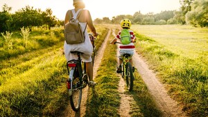 Banana Boat® Sunscreen Launches Bike Challenge Encouraging Families to Get Outdoors and Pedal for the Planet This Summer