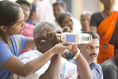 PlenOptika's QuickSee handheld autorefractor in use in India.