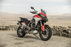 Ducati Multistrada V4 S Wins "Best Motorcycle of 2021" Award From Robb Report