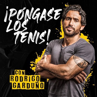 El famoso gurú del fitness Rodrigo Garduño estrena "¡Póngase Los Tenis!" Hoy Nuevo podcast de Audio En reVolver
