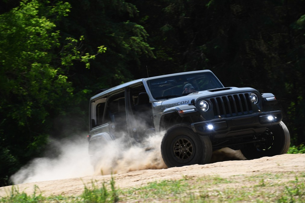 New Jeep® Wrangler Xtreme Recon Package Takes 4x4 Capability to New Levels