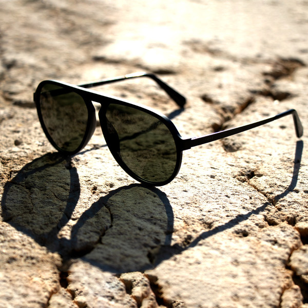 Eyemart Express Reveals Top 5 Tips for Choosing the Right Sunglasses