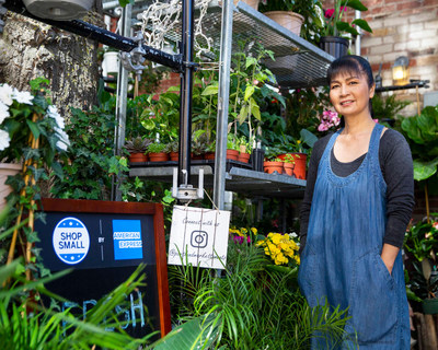 Portland Market in Toronto welcomes customers as Amex's #ShopSmall initiative kicks off (CNW Group/American Express Canada)