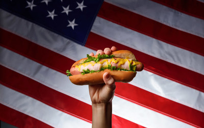 While Independence Day may be the “right” time to eat a hot dog, a new survey showed nearly 9 in 10 Americans believe there is no wrong time to eat a hot dog.