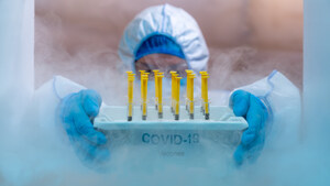 Con l'accreditamento da parte dell'Organizzazione Mondiale della Sanità, UL aiuta i produttori nel settore della refrigerazione a soddisfare la domanda di conservazione dei vaccini antiCOVID-19
