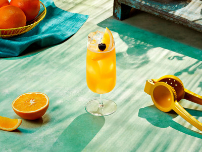 BACARDÍ Tropical Sunset Cocktail