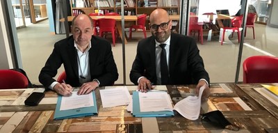 Renato Grottola, VP and Global Innovation & Growth Director in DNV (left) and Roberto Ciavatta, Secretay of State, Ministry of Health and Social Security, Republic of San Marino (right)
