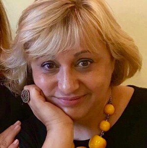 Dra. Marjana Martinic: COVID, regulamentação e o ônus das bebidas alcoólicas ilegais