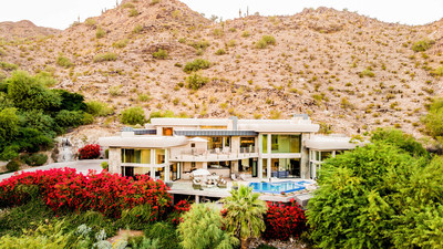 The selected duo will stay at three homes including Black Rock, located on the hills of the Phoenix Mountain Preserve with incredible panoramic views of Paradise Valley.