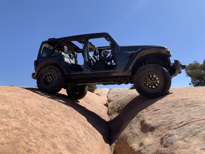 Revealed at the 2021 Chicago Auto Show, the new-for-2021 Jeep Wrangler Xtreme Recon Package, with 35-inch tires standard from the factory, elevates Wrangler Rubicon’s off-road capabilities to new heights, including best-in-class approach angle, departure angle, ground clearance and water fording capability. The package U.S. MSRP is $3,995.