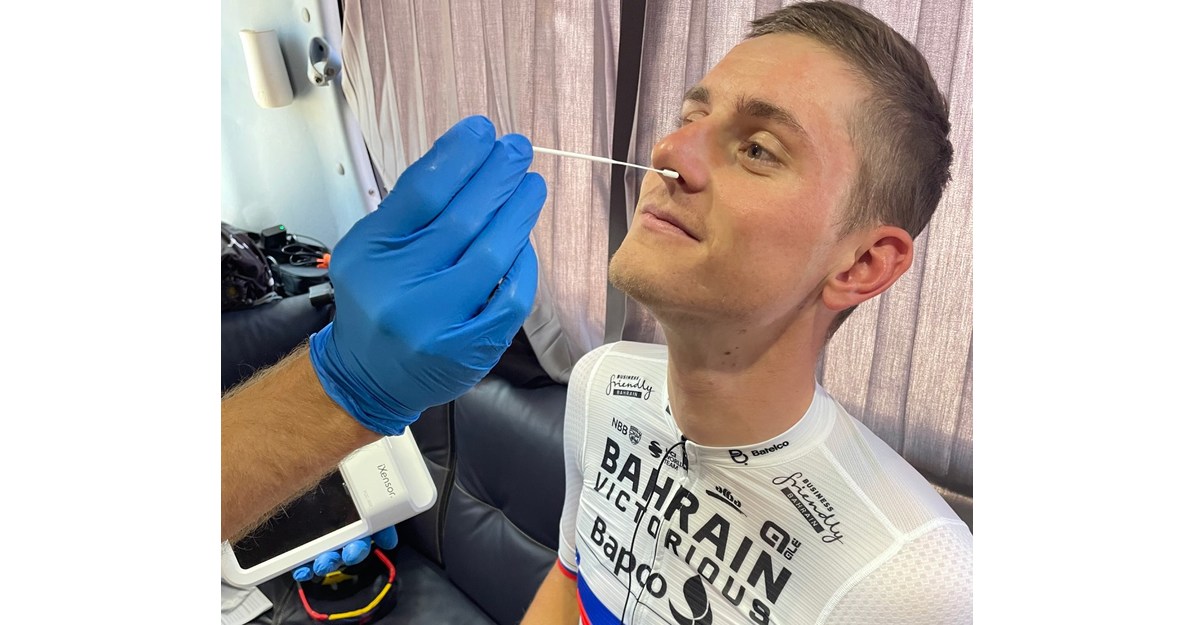 Team Bahrain Victorious se asocia con iXensor para implantar pruebas de COVID-19 en las carreras ciclistas