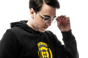 Three-Time Call of Duty League™ Champion Clayster Becomes Newest Ambassador for Zenni, Launches Curated Collection of Eyewear Just for Gamers