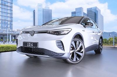 Hankook Tire expands its electric vehicle original equipment business by equipping the Volkswagen ID.4, Volkswagen's first all-electric SUV, with Ventus S1 evo 3 ev tires.