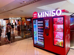 MINISO Unveils First Self-Service Blind Box Vending Machine in Singapore's Suntec City Mall
