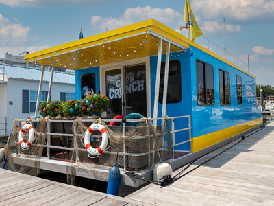 Cap’n Crunch offers fans a chance to win a stay aboard his very own houseboat – The Cap’n’s Quarters. (PRNewsfoto/Cap'n Crunch)