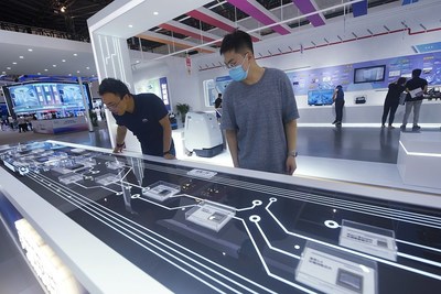 China's homegrown AI chips are on display at the 2021 World Artificial Intelligence Conference in Shanghai, July 7, 2021. [Photo/VCG]