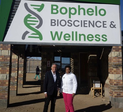 Boustead’s Head of Equity Capital Markets, Dan McClory, pictured with Louisa Mojela, Executive Chairman of Akanda, during his visit to Bophelo Bioscience & Wellness in Lesotho, Africa. (CNW Group/Halo Collective Inc.)