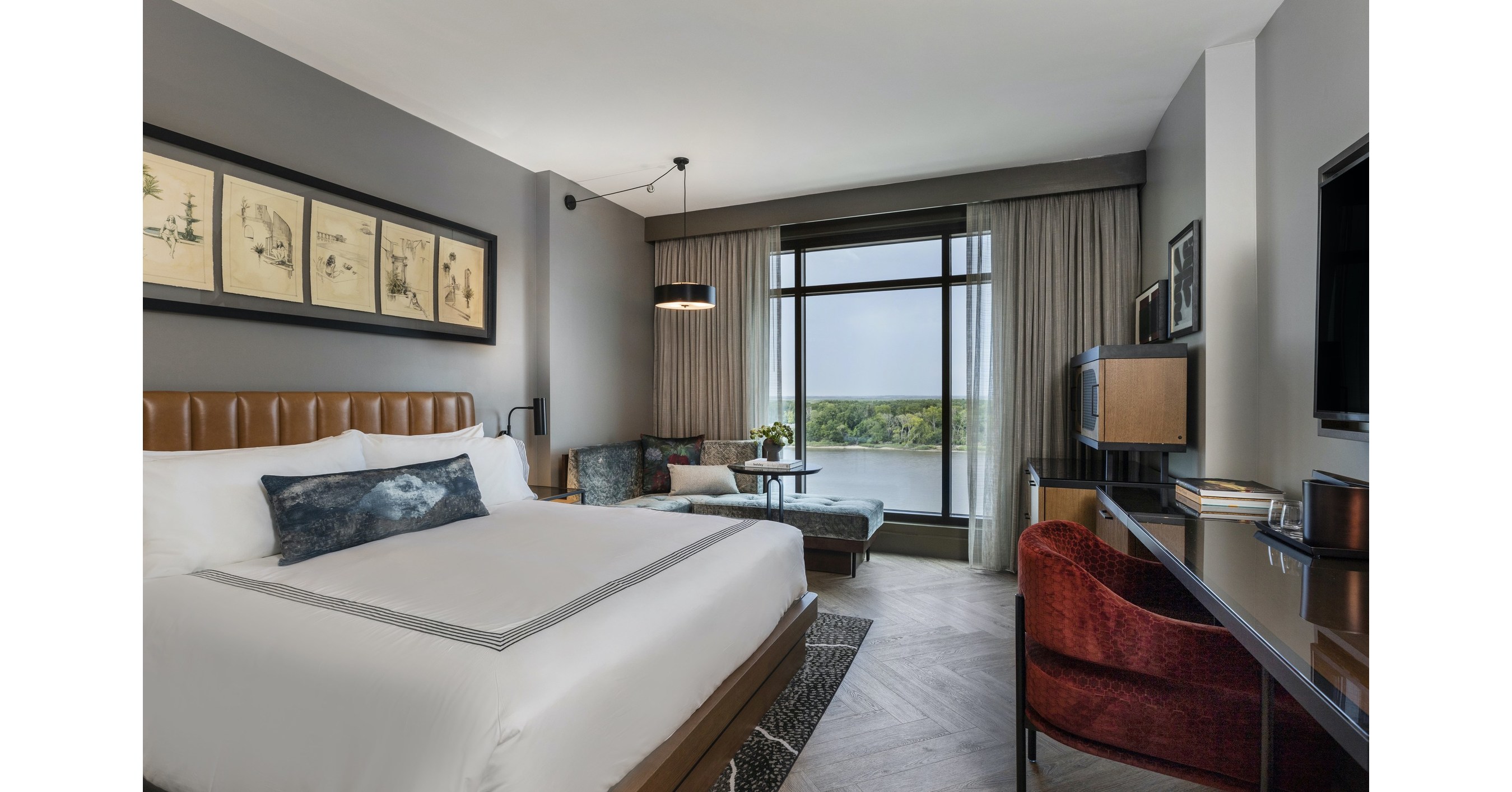 Thompson Savannah Makes Debut Bringing A Contemporary Lifestyle Hotel To Eastern Wharf