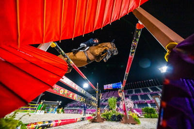 Great Britain’s Ben Maher was quickest through the finish with Explosion W in the Jumping qualifier at the Tokyo 2020 Olympic Games in Baji Koen. (FEI/Arnd Bronkhorst)