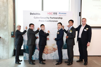 The signing ceremony is officiated by the 6 honorable guests (from left to right): Mr Alvin Wong, Commercial Director, Macroview Telecom; Mr Victor Share, Chief Executive Officer of Macroview Telecom; Mr Andrew Kwok, Chief Executive Officer of HGC; Mr Edward C.H., Au, Managing Partner, Southern Region of Deloitte China; Mr Akihiro Matsuyama, Deputy National Managing Partner, Risk Advisory, Deloitte China; Mr. Miro Pihkanen, Partner, Cyber Risk Services, Deloitte China.