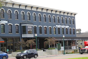 Thompson &amp; Co. Debuts in Ypsilanti's Depot Town