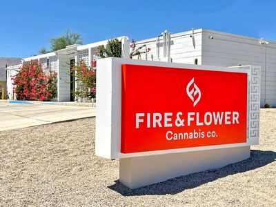 Fire & Flower Palm Springs Cannabis Store - (c) 2021 Fire & Flower Holdings Corp. (CNW Group/Fire & Flower Holdings Corp.)