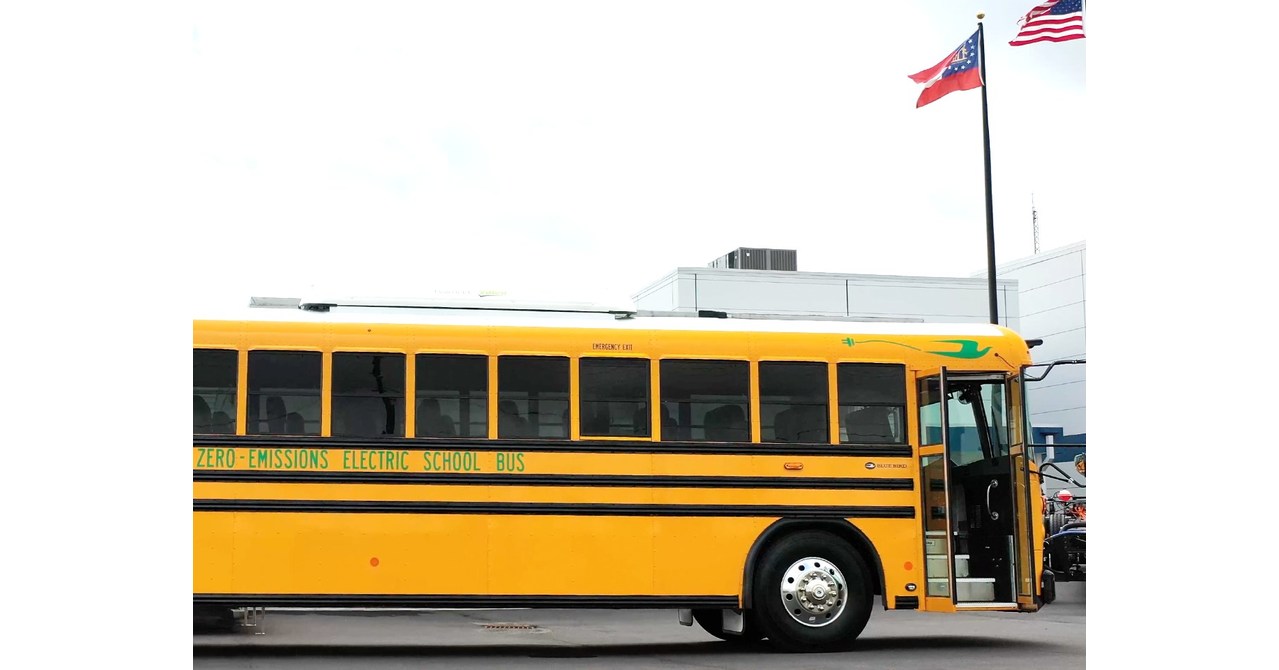 Ikarus is back to Germany. Two new 2-door 120e buses leased - Sustainable  Bus