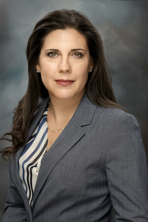 Wendy Arnold, MD is recognized by Continental Who's Who