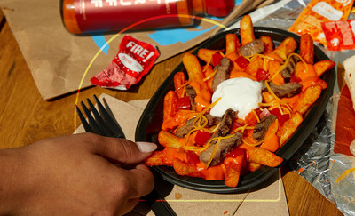 Taco Bell’s warm Nacho Cheese sauce meets TRUFF’s ultra-unique blend of real black truffles and red chili peppers to create the ultimate flavor experience. This partnership with TRUFF is the first time that Taco Bell has collaborated with another brand on a new sauce.