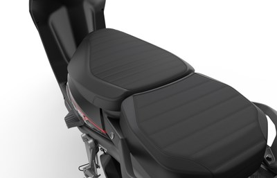 Extra large seat (CNW Group/Motorino Electric Cycles)