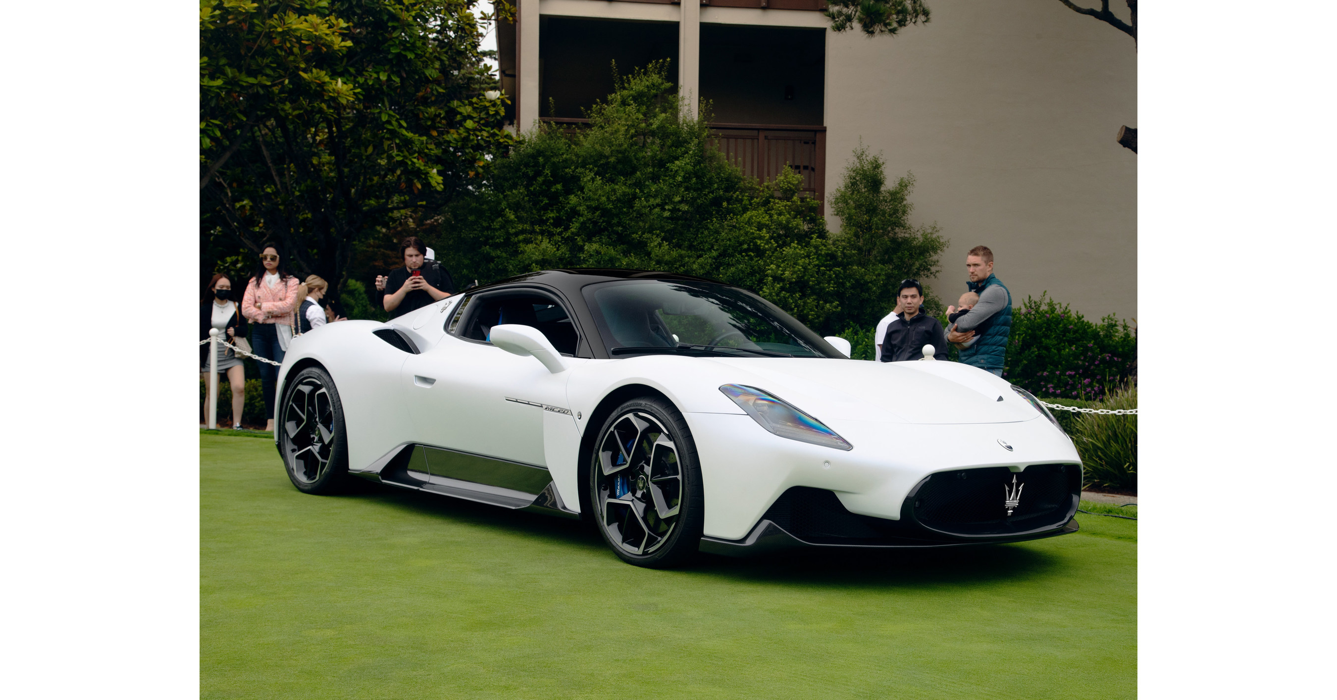 Maserati MC20 Dazzles on Pebble Beach Concept Lawn as Monterey Car Week ...