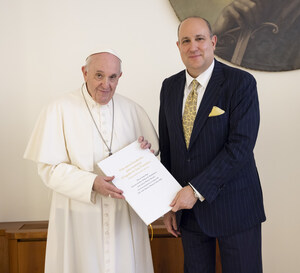 Nell'anniversario della storica enciclica sulla "ecologia umana", le parole di Papa Francesco portano alla creazione della St. Francis Day Foundation