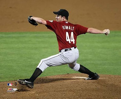 Hall of Fame pitcher Roy Oswalt, seen pitching here for the Houston Astros, is opening a top-of-the-line steakhouse in Starkville, Mississippi with his restaurant group.