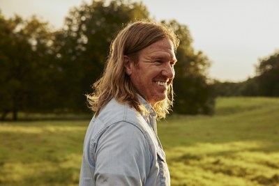 Chip Gaines is issuing a social media fundraising challenge on his Instagram for St. Jude Children's Research Hospital in which he will be cutting his lengthy locks.
