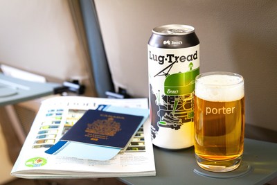 Porter Airlines porte un toast  Beau's Brewing Co., son nouveau partenaire pour la bire en vol (Groupe CNW/Porter Airlines)