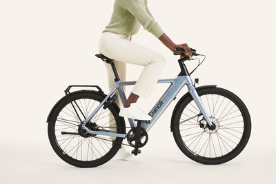 The Dance ebike is designed for people who are looking for a joyful way to explore their city: on a full charge, the battery can last up to 55km.