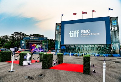 RBC collaborera avec le TIFF pour mettre les programmes préférés des cinéphiles, dont le ciné-parc RBC Lakeside à la Place de l’Ontario (Groupe CNW/RBC Groupe Financier)