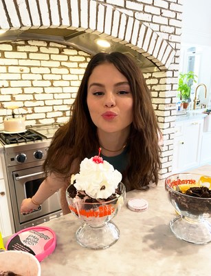 Selena Gomez Creates Her Own Sundae With Iconic New York City Restaurant Serendipity3