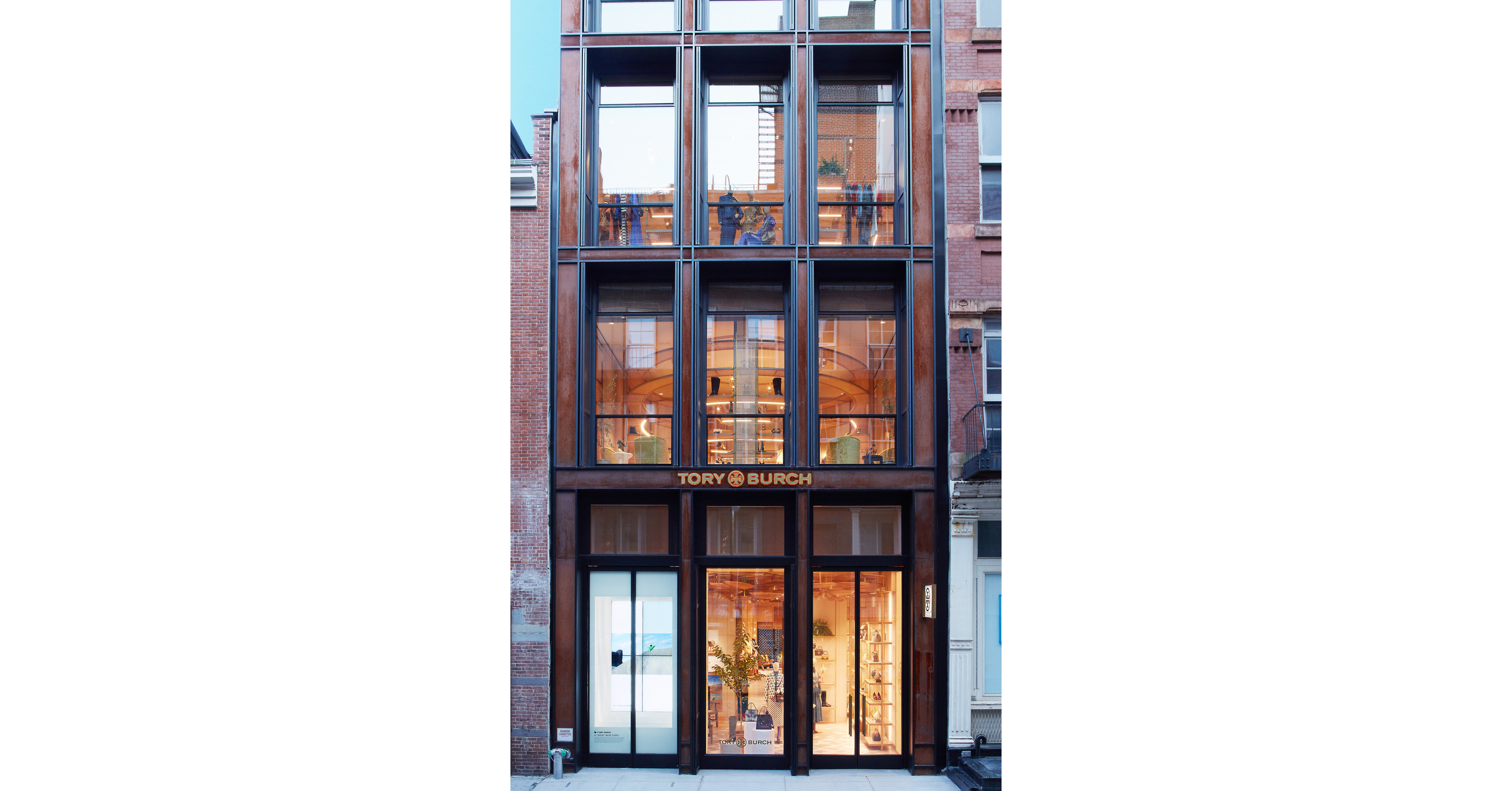 Tory Burch Unveils A New Store Concept On Mercer Street, As SoHo Retail  Booms