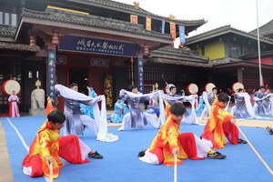 Flexible and Agile E'mei Wushu for Sichuan International Travel Expo