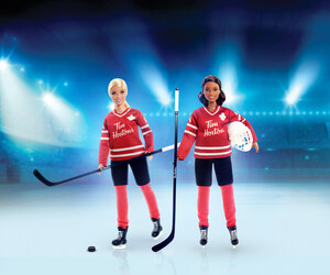 Tim Hortons verse 100 % des recettes nettes de ses ventes de Barbies® de hockey Tim Hortons en restaurant à la campagne Hockey pour elle de la Fondation Hockey Canada
