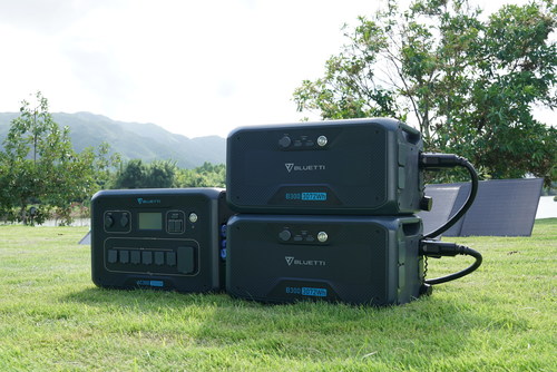 BLUETTI AC300 and B300