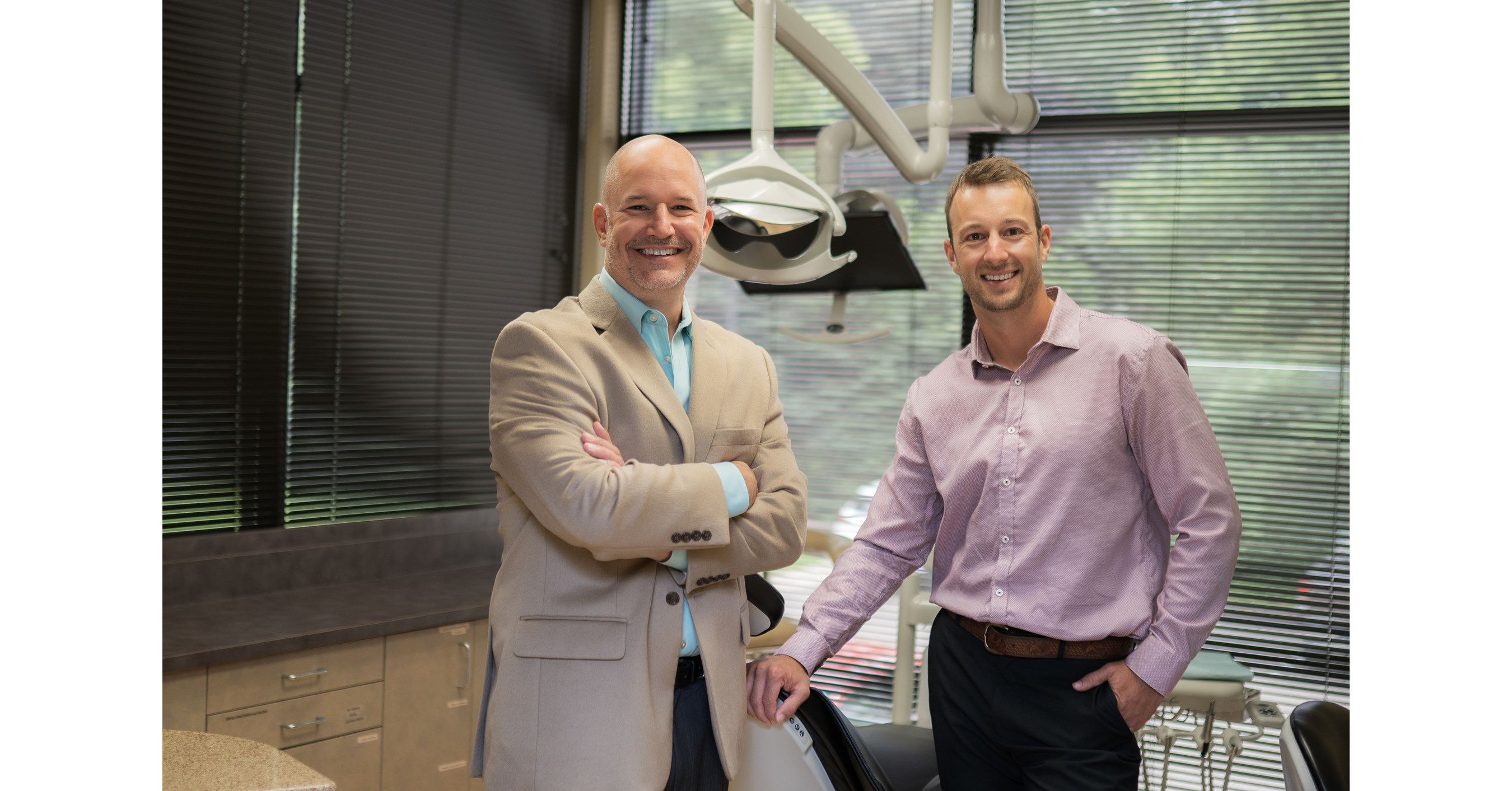 Britely Dentures + Implants Expands into Minnesota, Opens New Location
