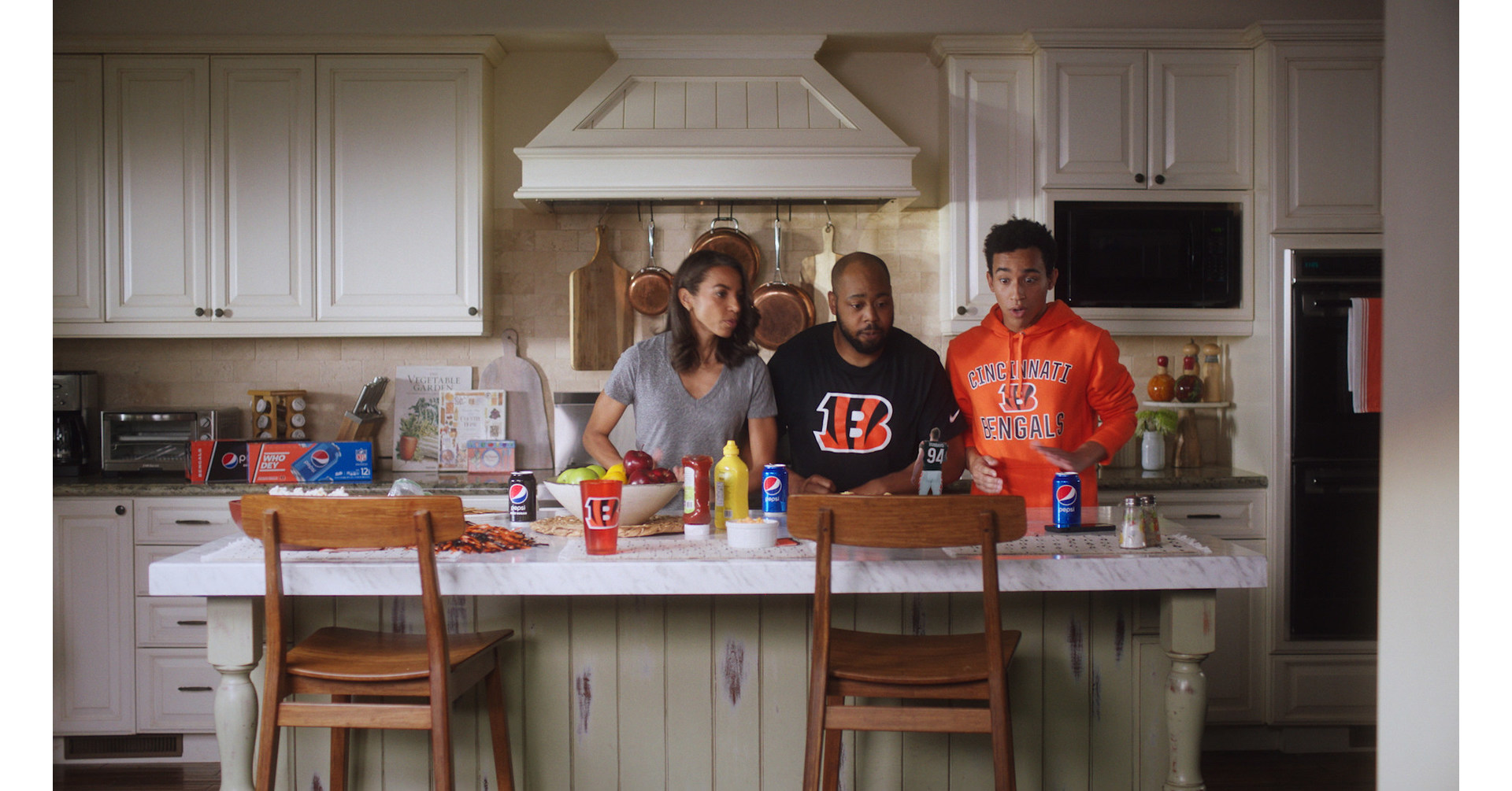 Pepsi® Brings Sam Hubbard Into Fans' Kitchens to Help Prep Game Day