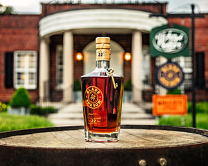 Highly Coveted 22-Year-Old Kentucky Straight Bourbon Whiskey from Blade and Bow Returns